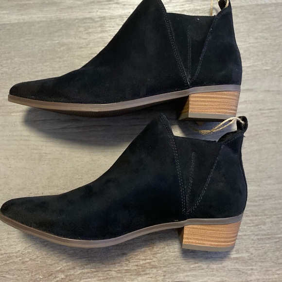 AEO Micro Booties - Picture 8 of 16